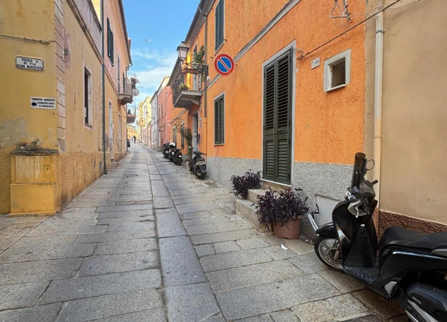 Regina Margherita Rooms Stanza Matrimoniale Con Bagno Privato La Maddalena